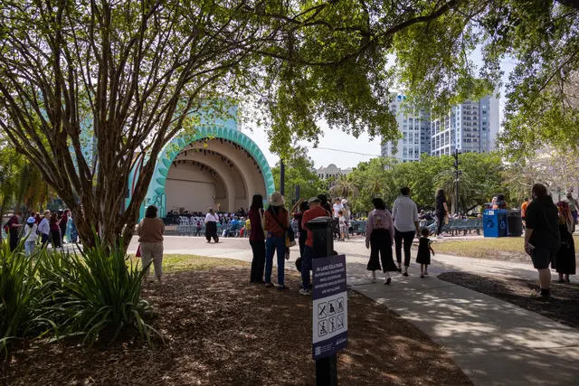 Lake Eola Park