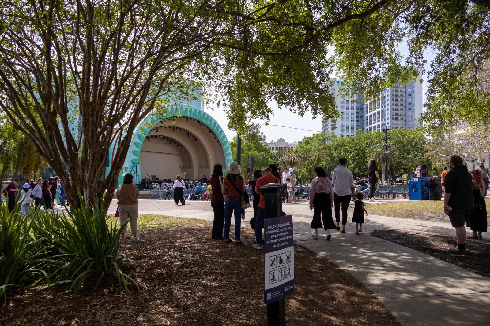 Lake Eola Park